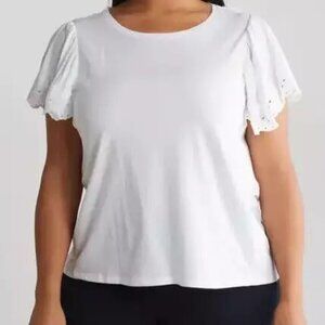 T Tahari Top Size 2X White Crochet Scalloped Lace Short Flutter Sleeves NWT Airy